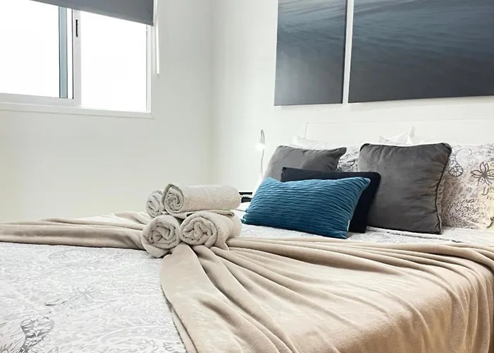 Penthouse With Sunset View Near The